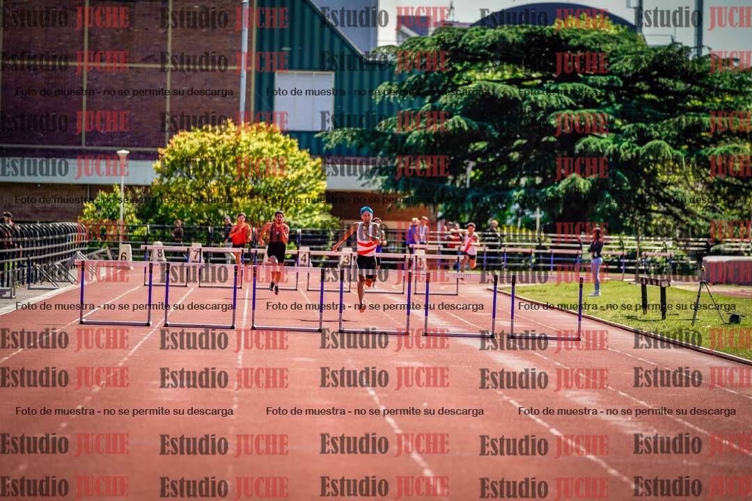 Fotos de los 400 m con vallas de varones