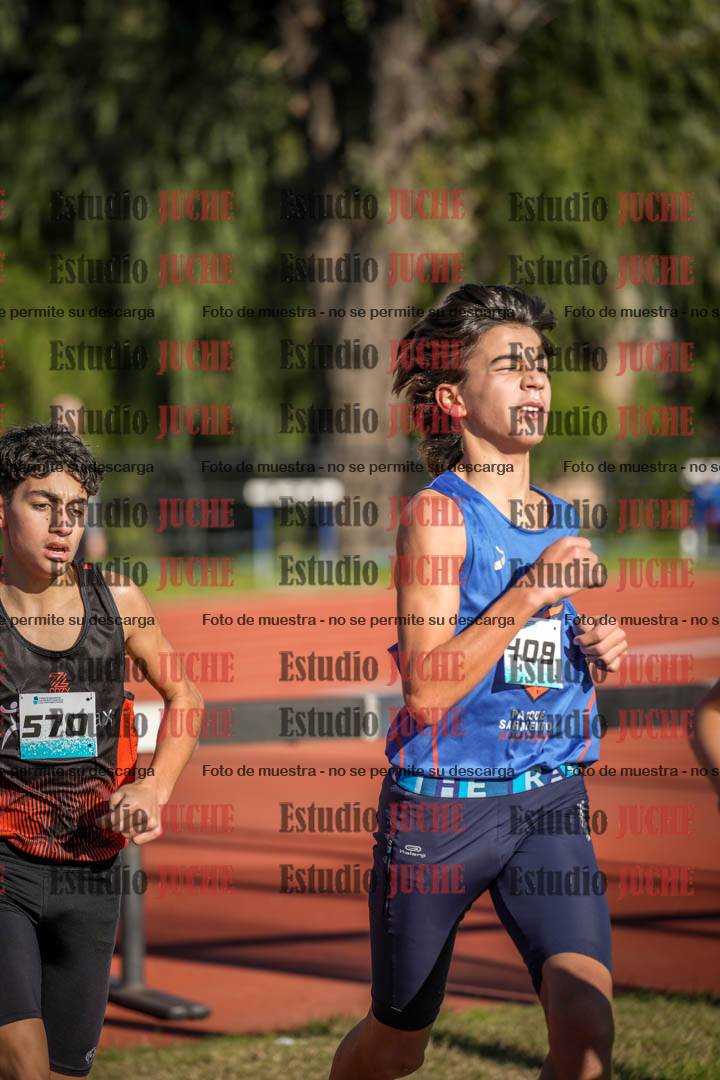 Fotos de los 2400 m de varones