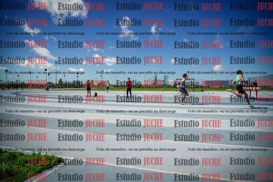 Fotos de los 200 m llanos de varones