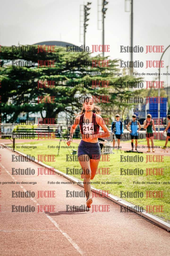 Fotos de los 1500 m con obstáculos de mujeres