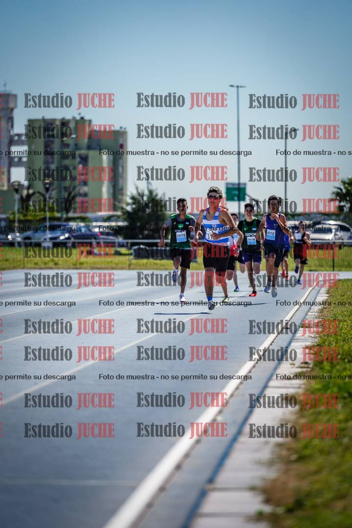 Fotos de los 600 m llanos de varones