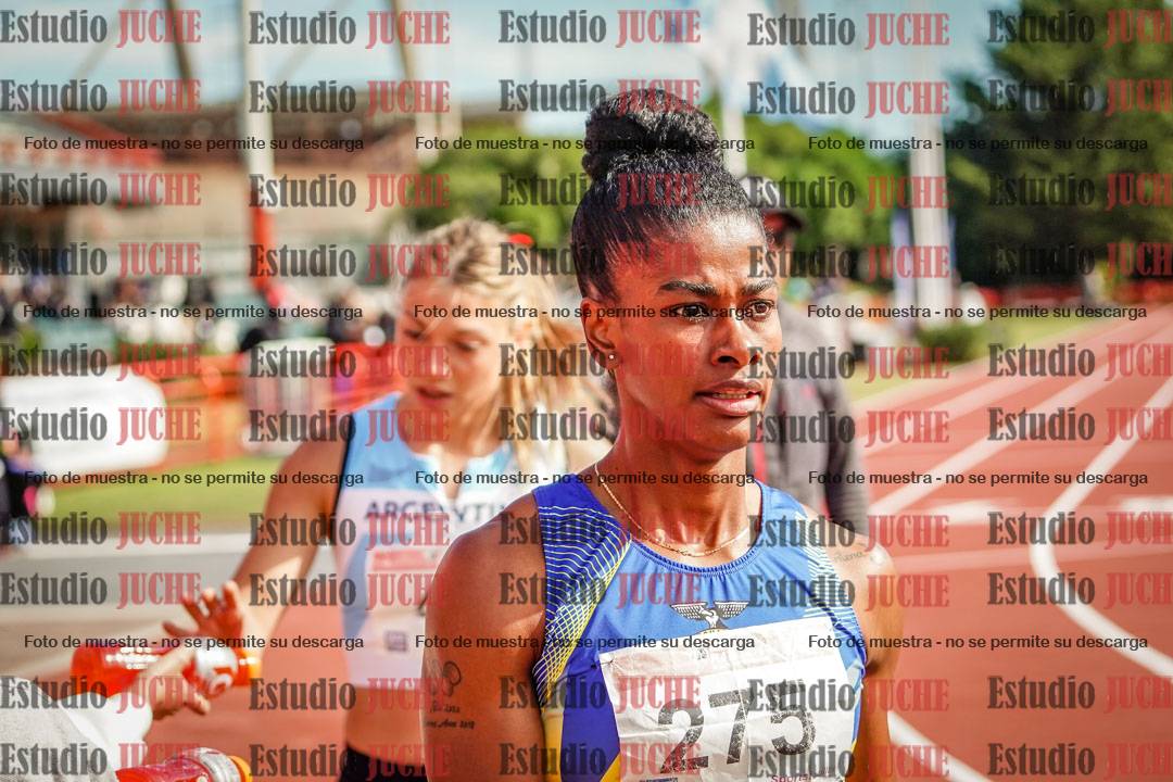 Fotos de algunos extras y podios del día 3