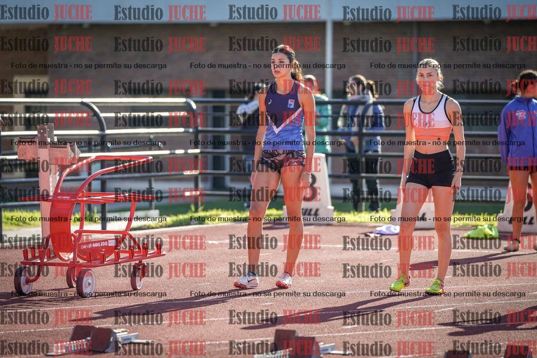 Fotos de los 100 m con vallas de mujeres