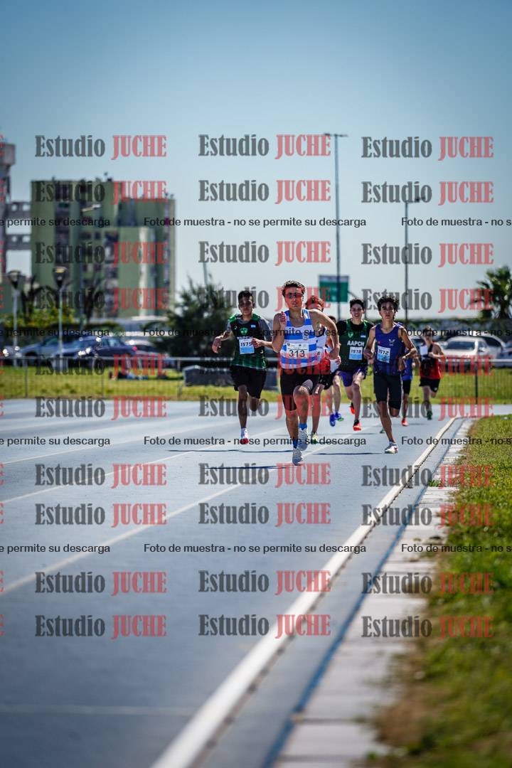 Fotos de los 600 m llanos de varones