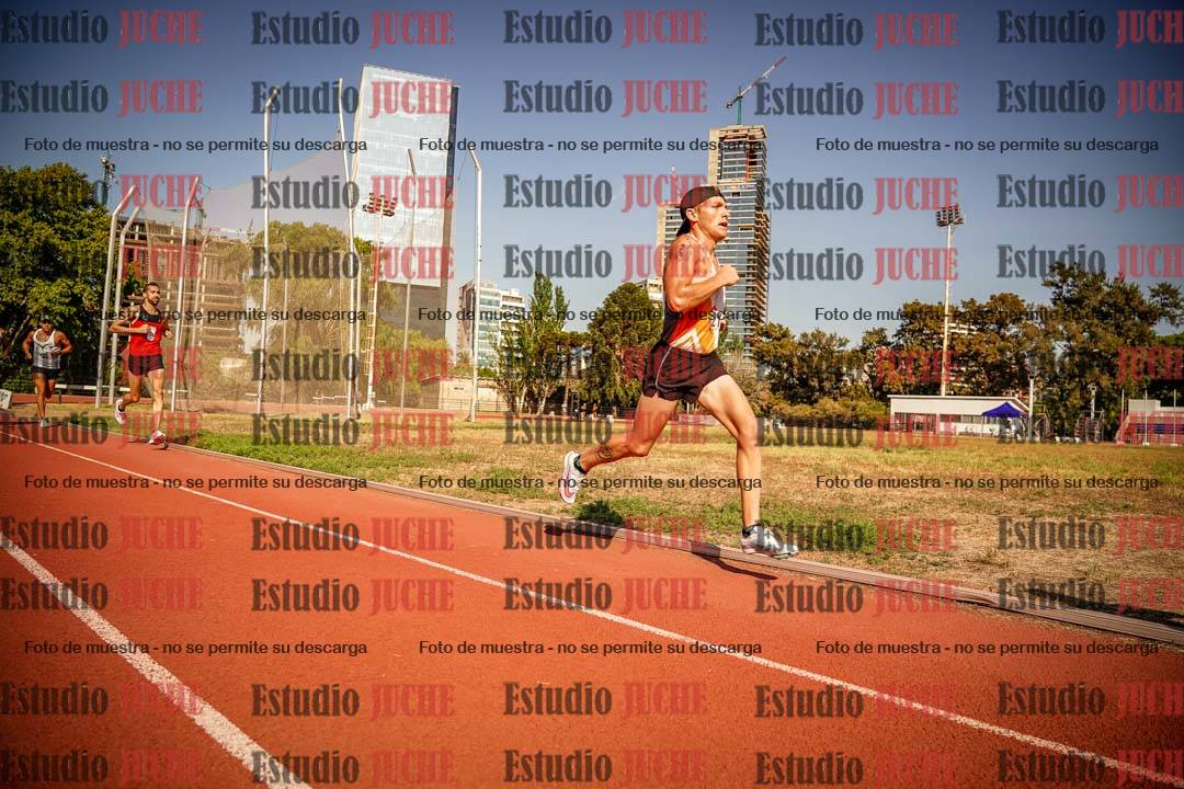 Fotos de los 3000 m llanos de varones
