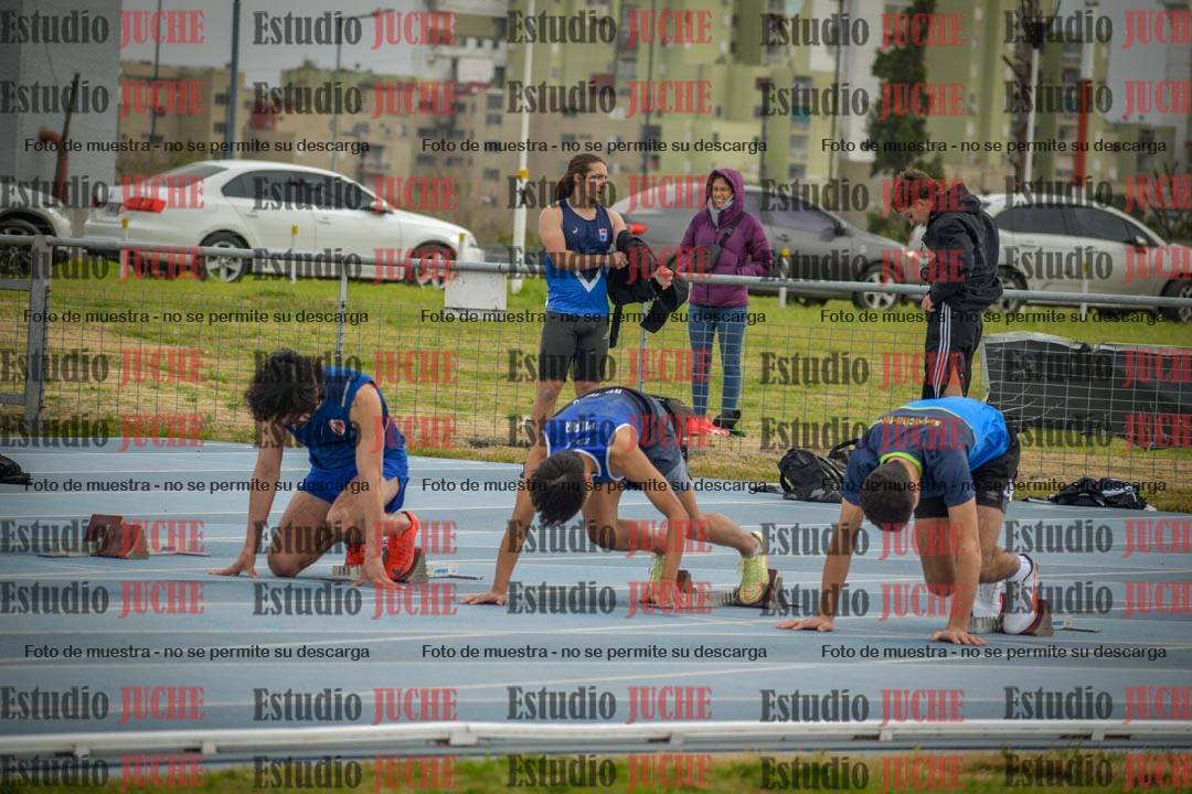 Fotos de los 100 m llanos de varones
