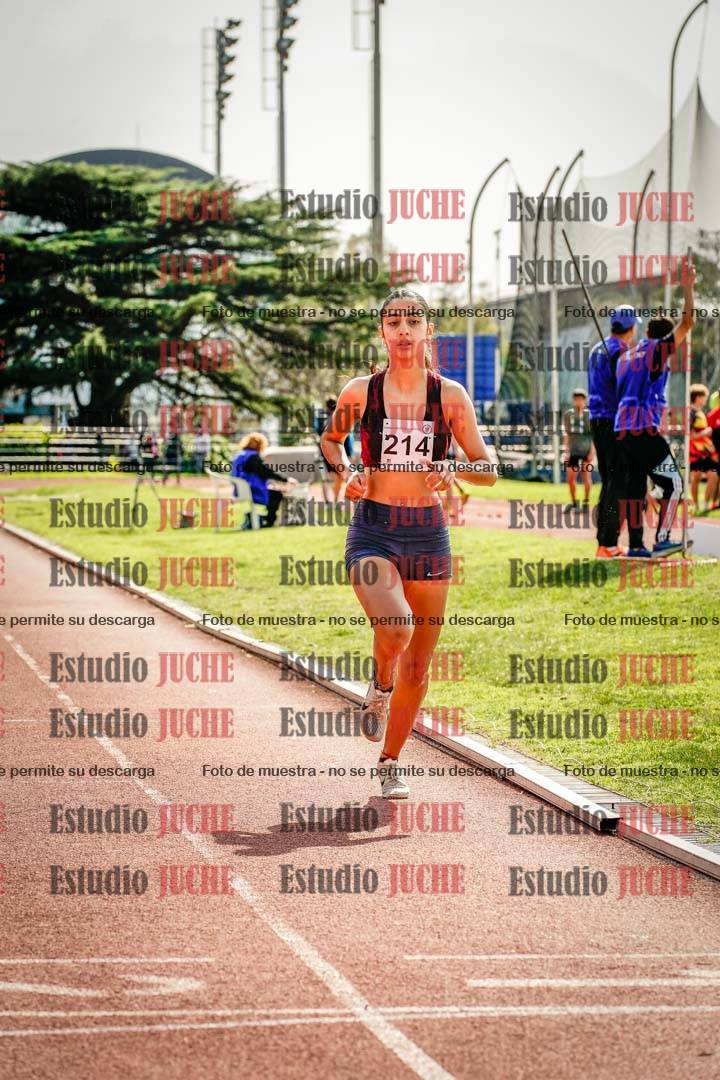 Fotos de los 1500 m con obstáculos de mujeres