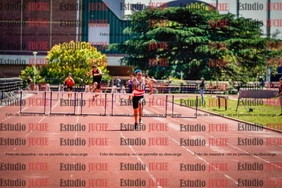 Fotos de los 400 m con vallas de varones