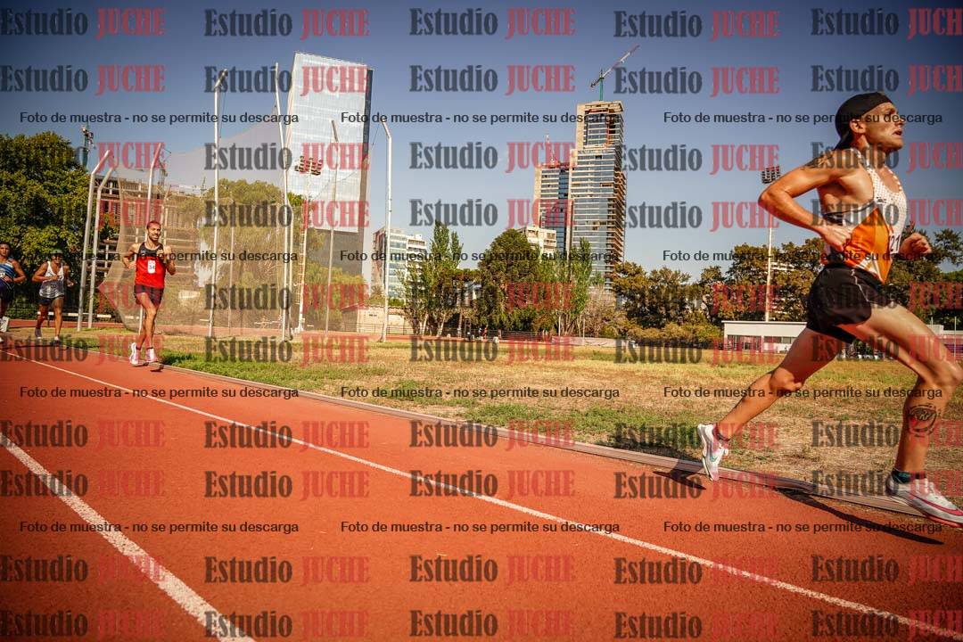 Fotos de los 3000 m llanos de varones