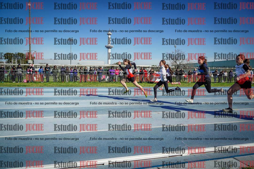 Fotos de los 80 m llanos de mujeres - U14