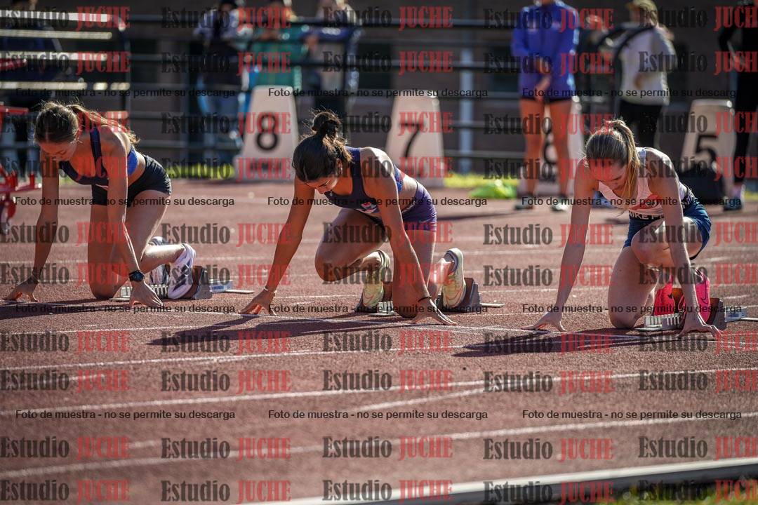 Fotos de los 100 m con vallas de mujeres