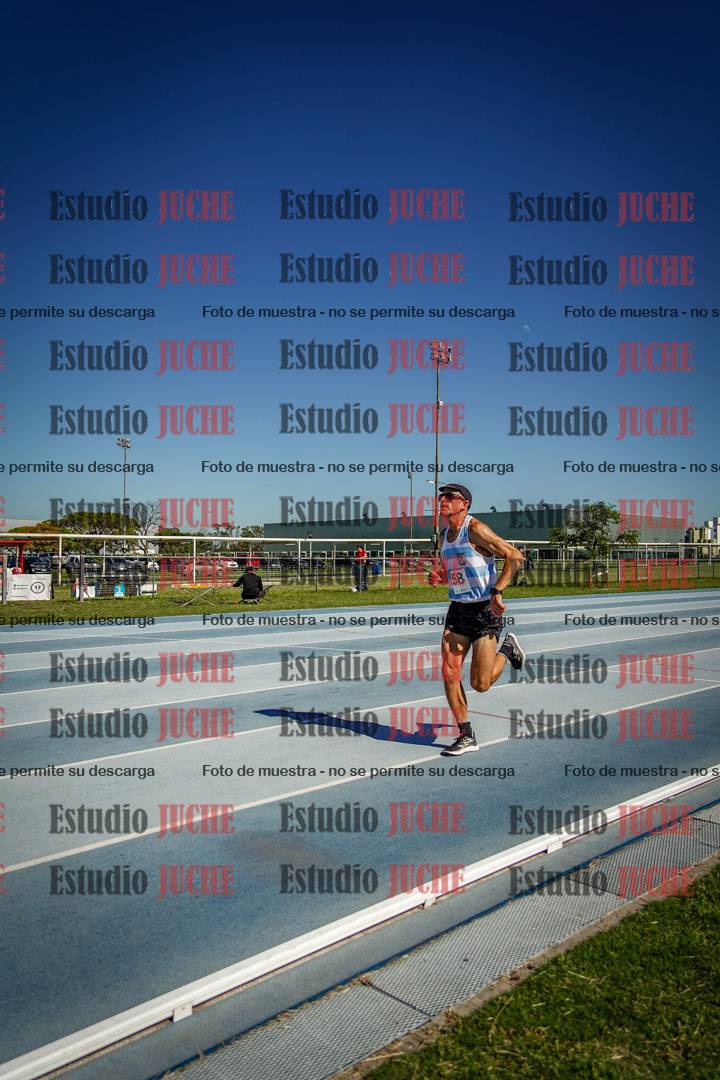 Fotos de los 5000 m de mujeres y varones - serie 1
