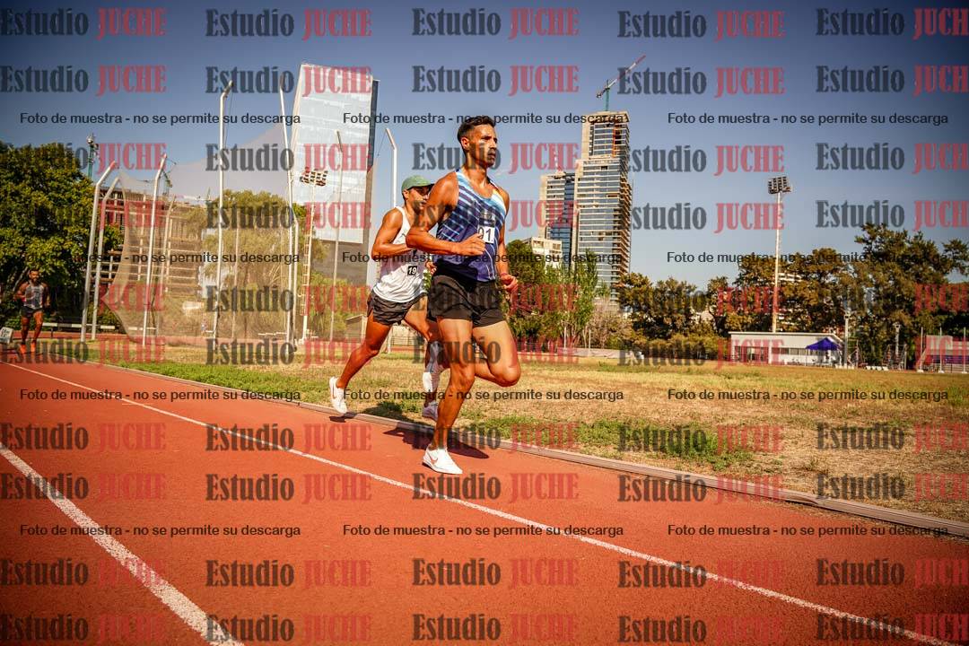 Fotos de los 3000 m llanos de varones