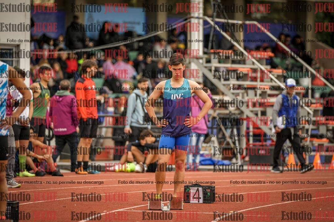 Fotos de los 400 m con vallas de varones