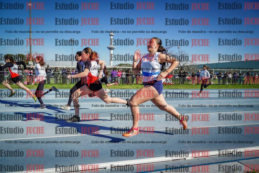 Fotos de los 80 m llanos de mujeres - U14