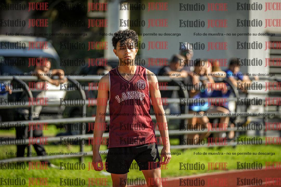 Fotos de los 400 m con vallas de varones