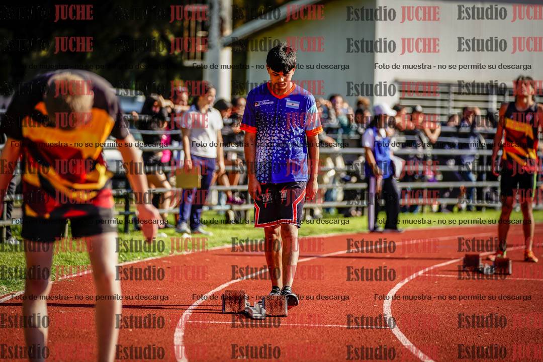 Fotos de los 400 m con vallas de varones