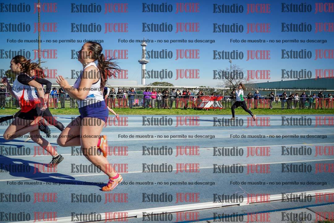 Fotos de los 80 m llanos de mujeres - U14