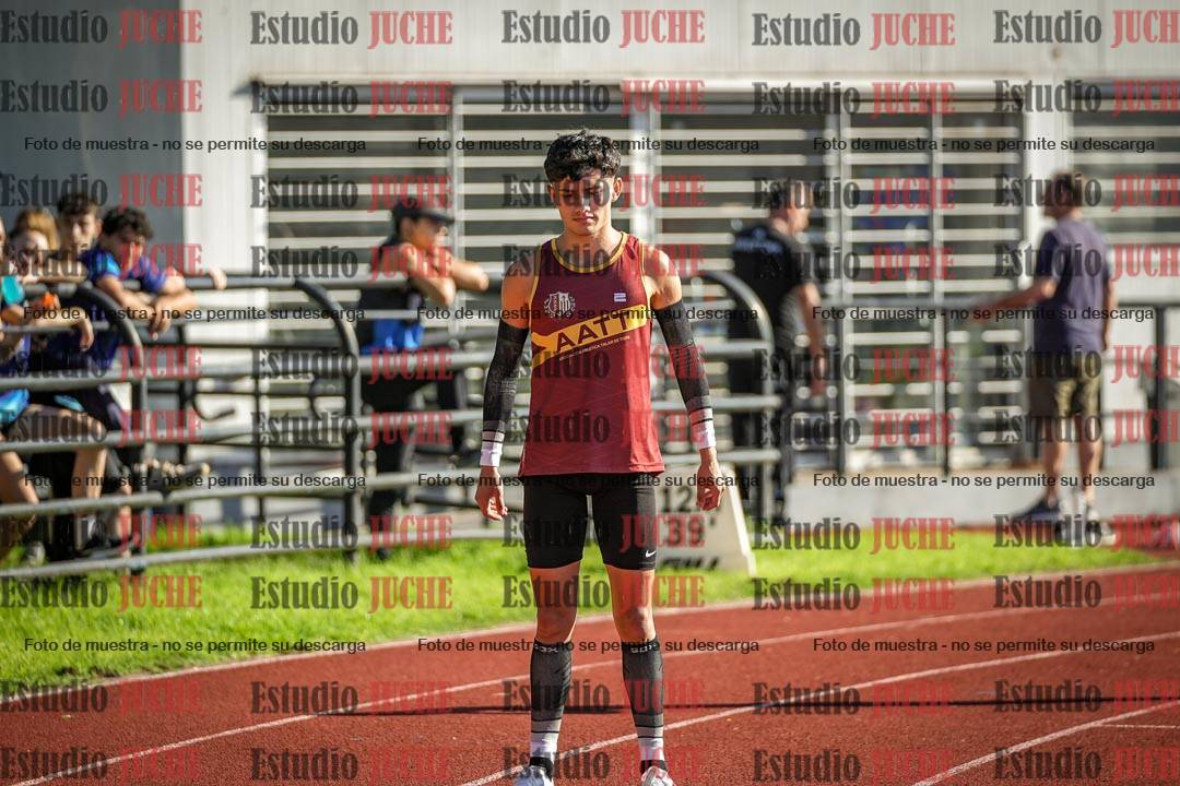 Fotos de los 400 m con vallas de varones