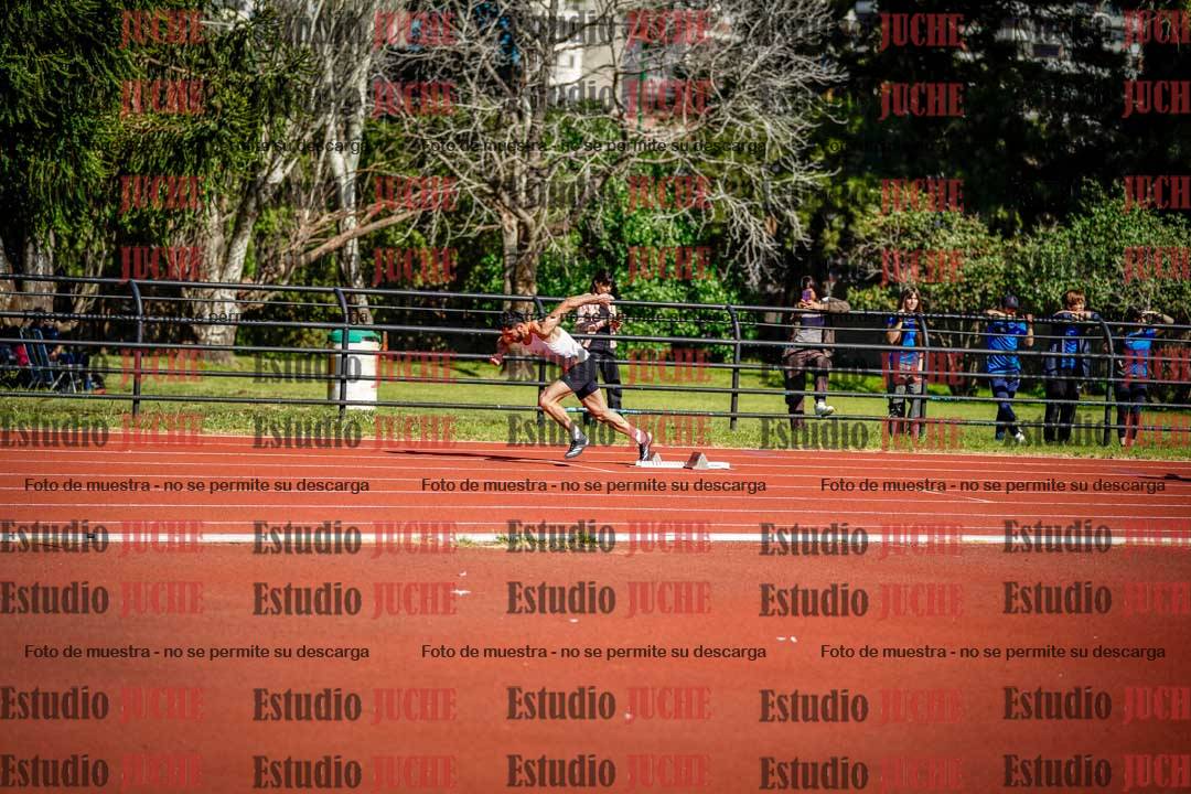 Fotos de los 400 m con vallas de varones