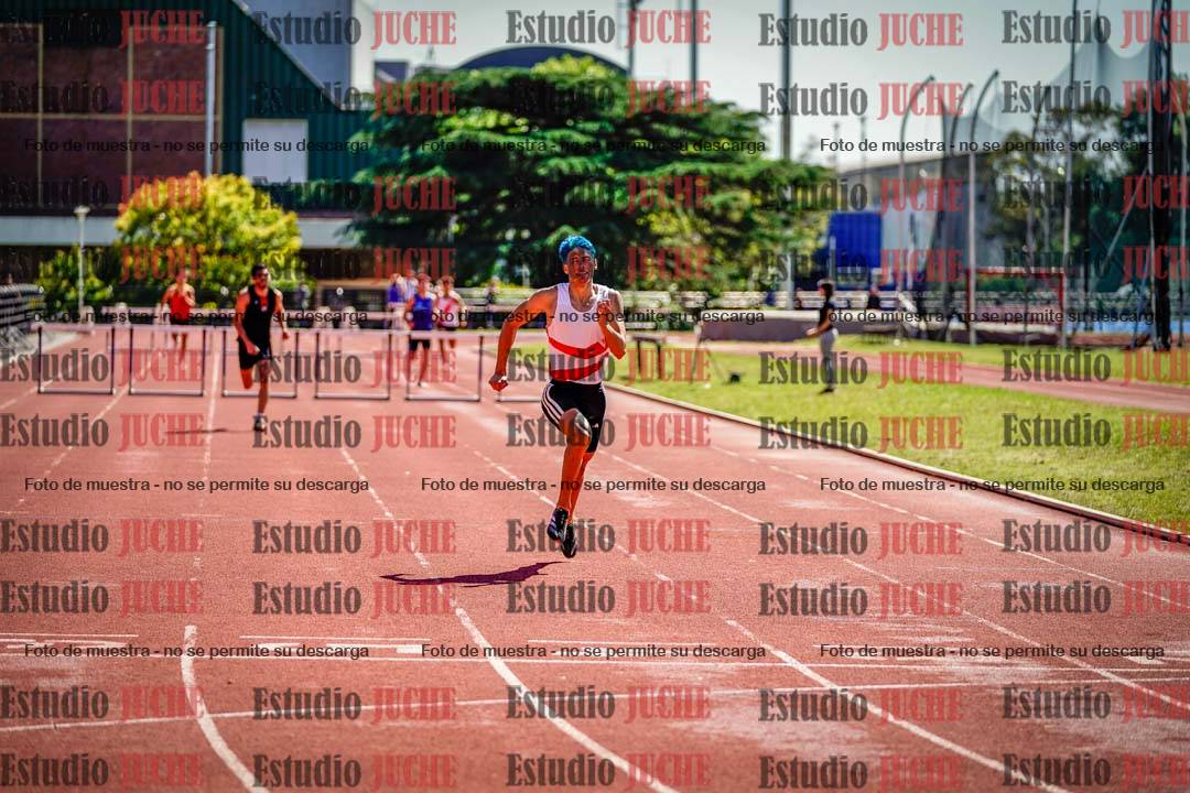 Fotos de los 400 m con vallas de varones