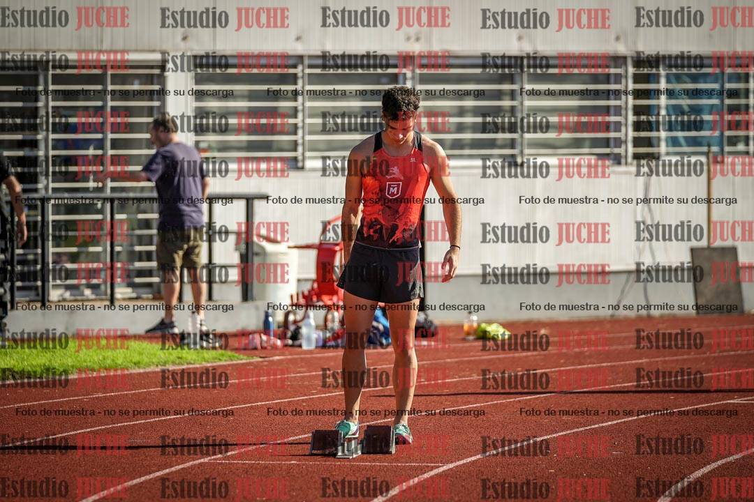 Fotos de los 400 m con vallas de varones