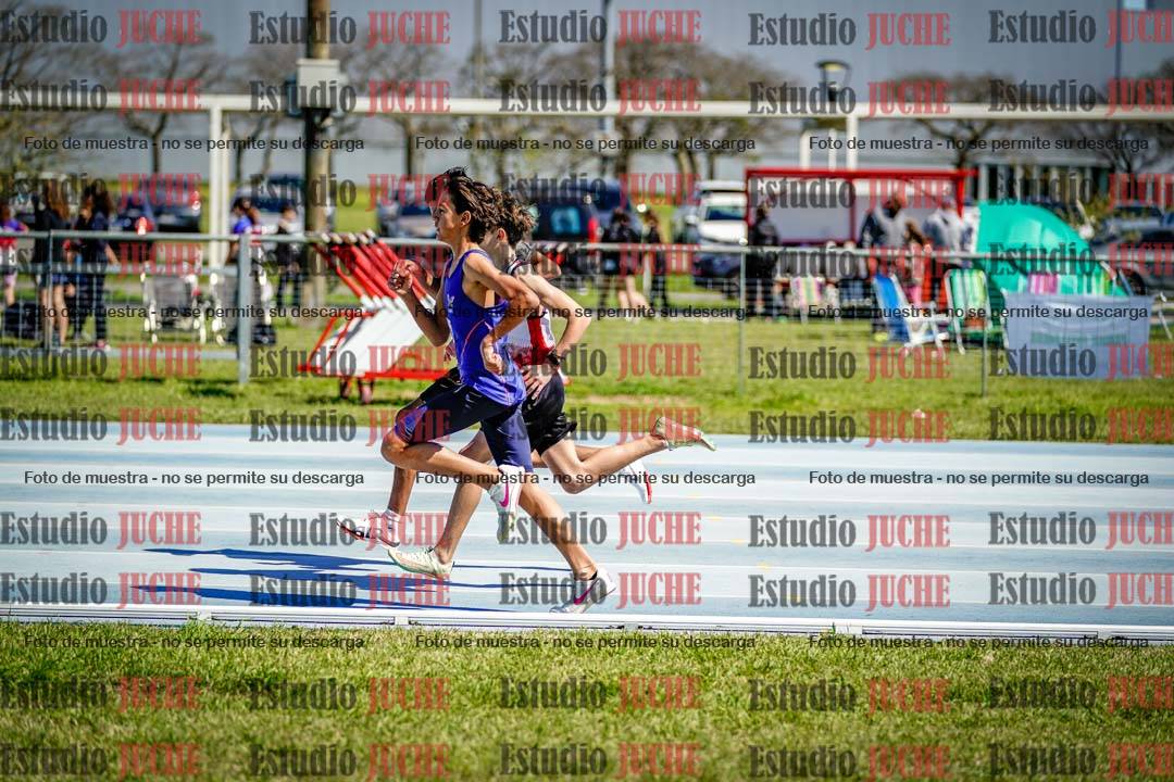 Fotos de los 600 m llanos de varones