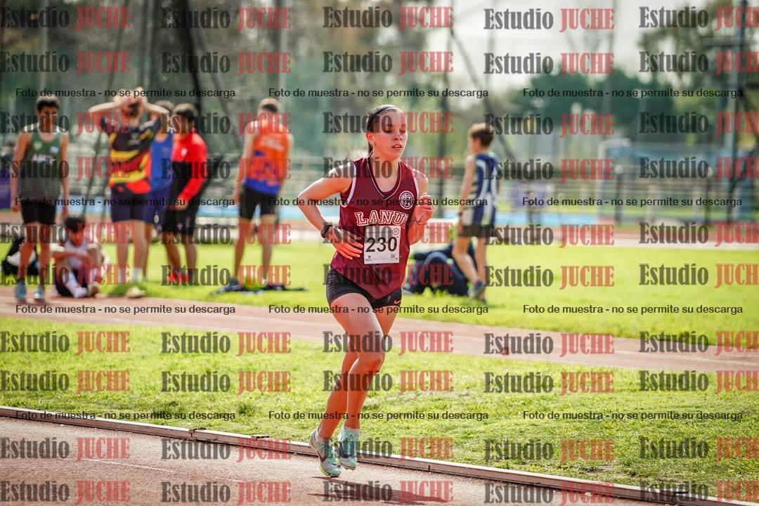 Fotos de los 1500 m con obstáculos de mujeres