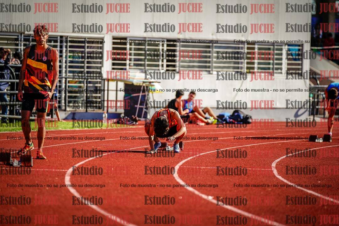 Fotos de los 400 m con vallas de varones