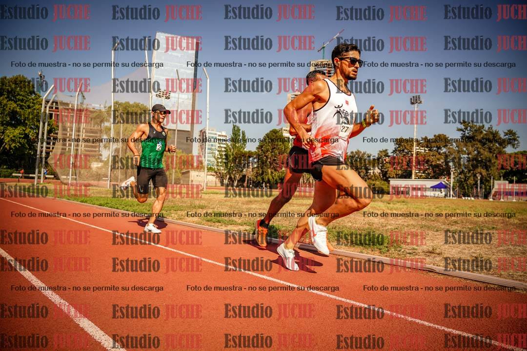 Fotos de los 3000 m llanos de varones