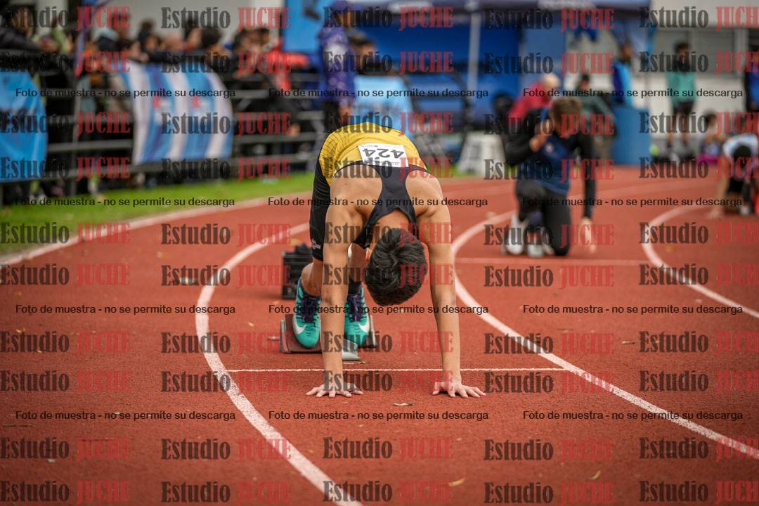 Fotos de los 400 m con vallas de varones