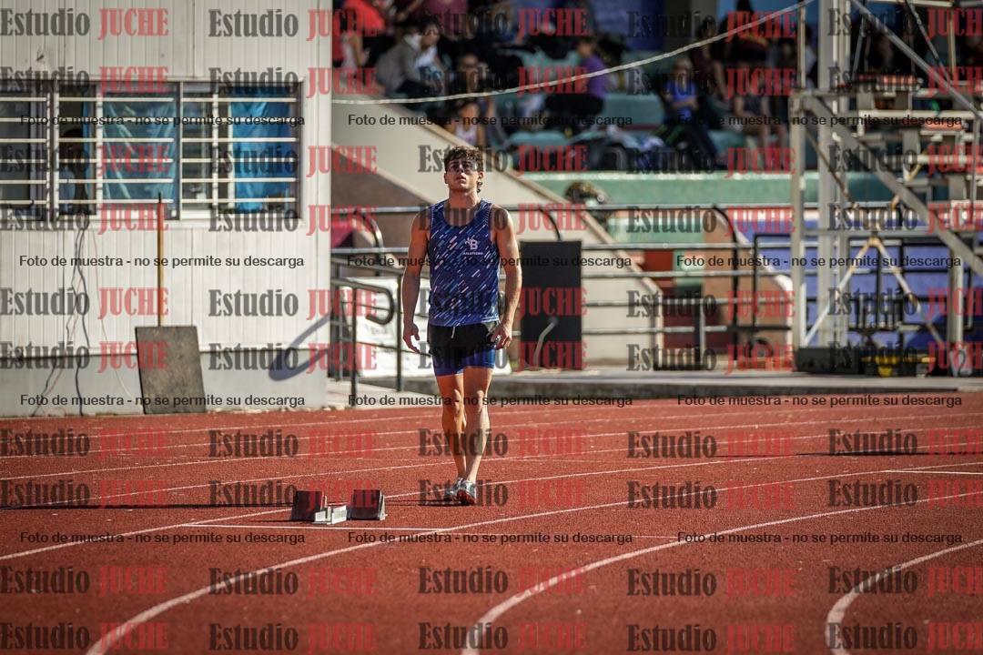 Fotos de los 400 m con vallas de varones