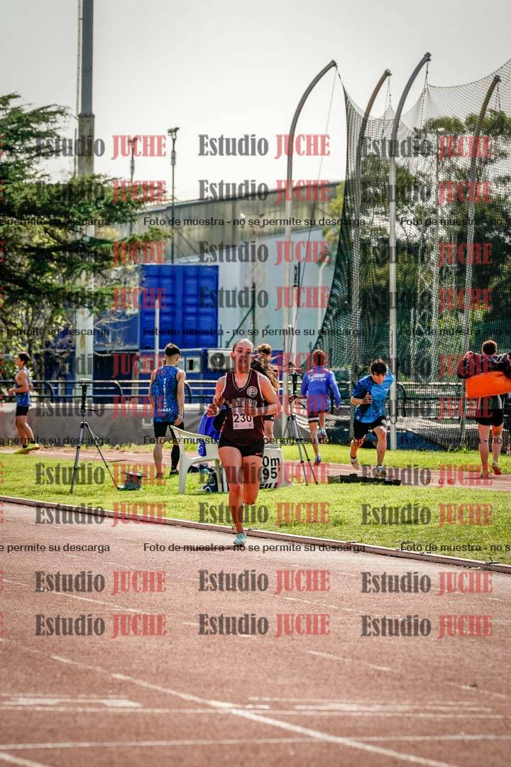 Fotos de los 1500 m con obstáculos de mujeres