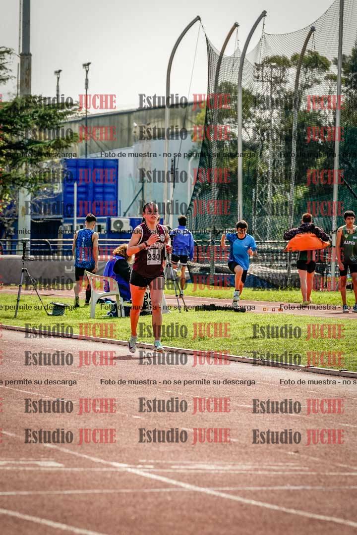 Fotos de los 1500 m con obstáculos de mujeres