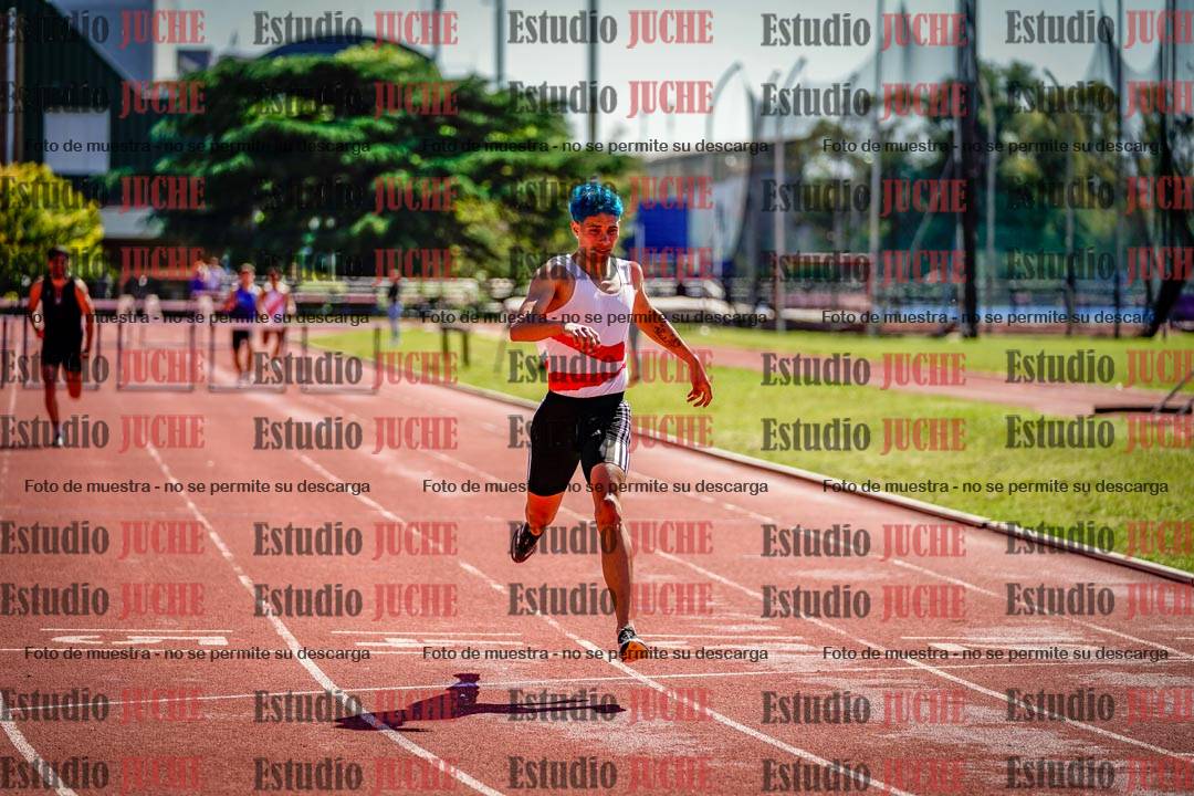Fotos de los 400 m con vallas de varones