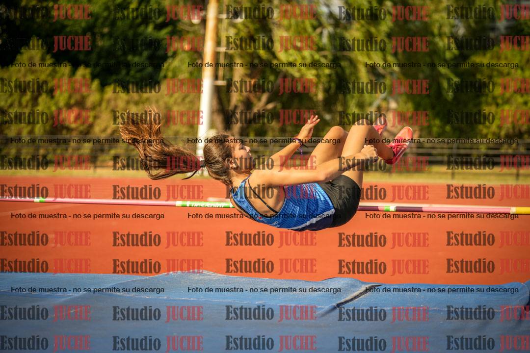 Fotos del salto en alto de mujeres - combinadas 2