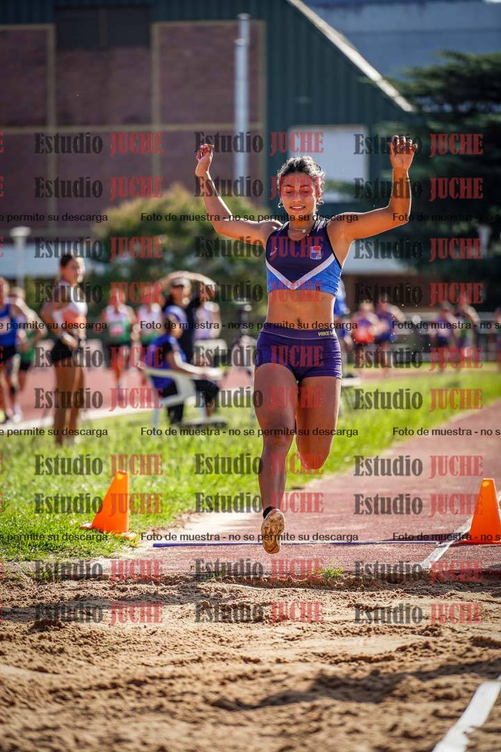 Fotos del salto en largo de mujeres - heptatlón 5