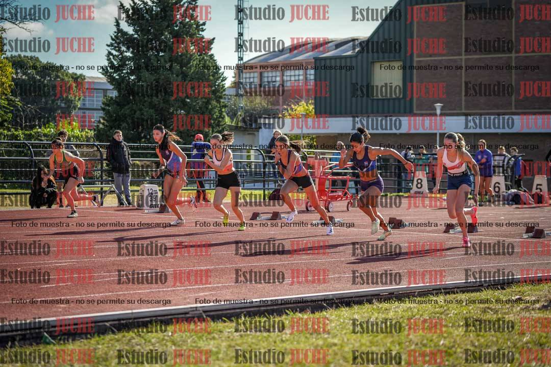 Fotos de los 100 m con vallas de mujeres