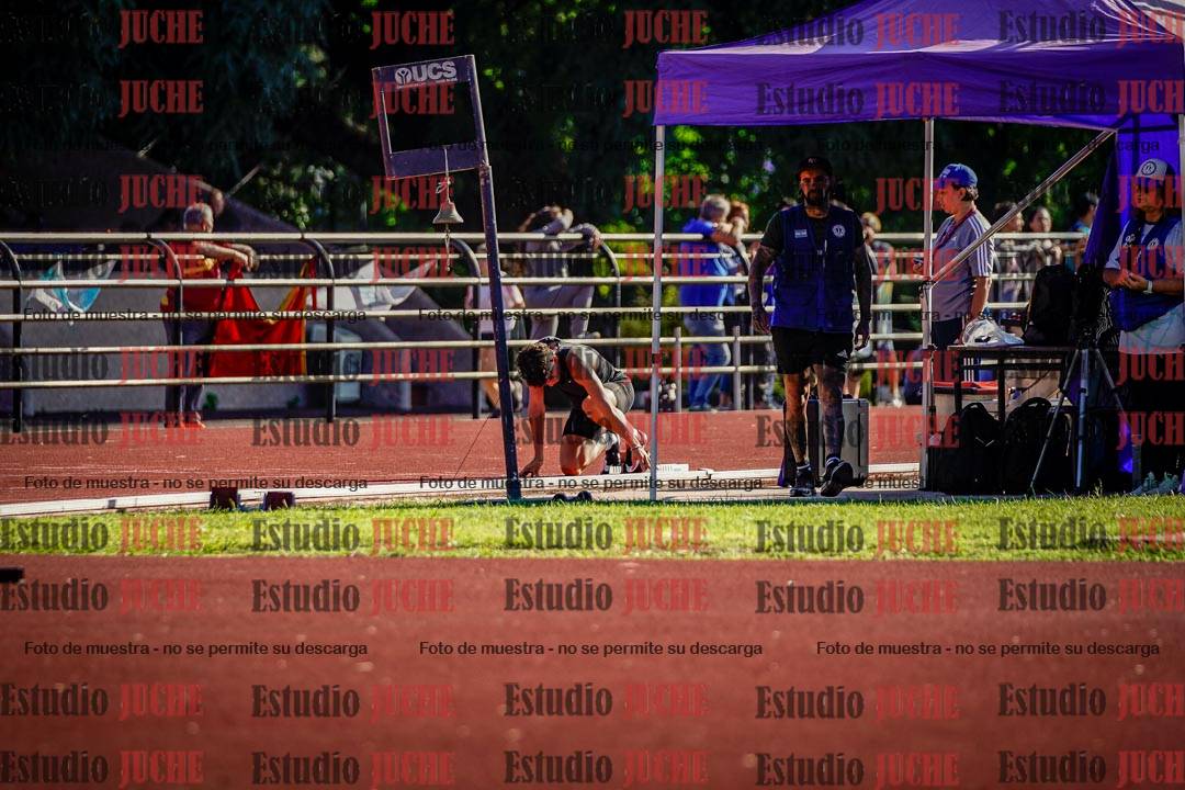 Fotos de los 400 m con vallas de varones