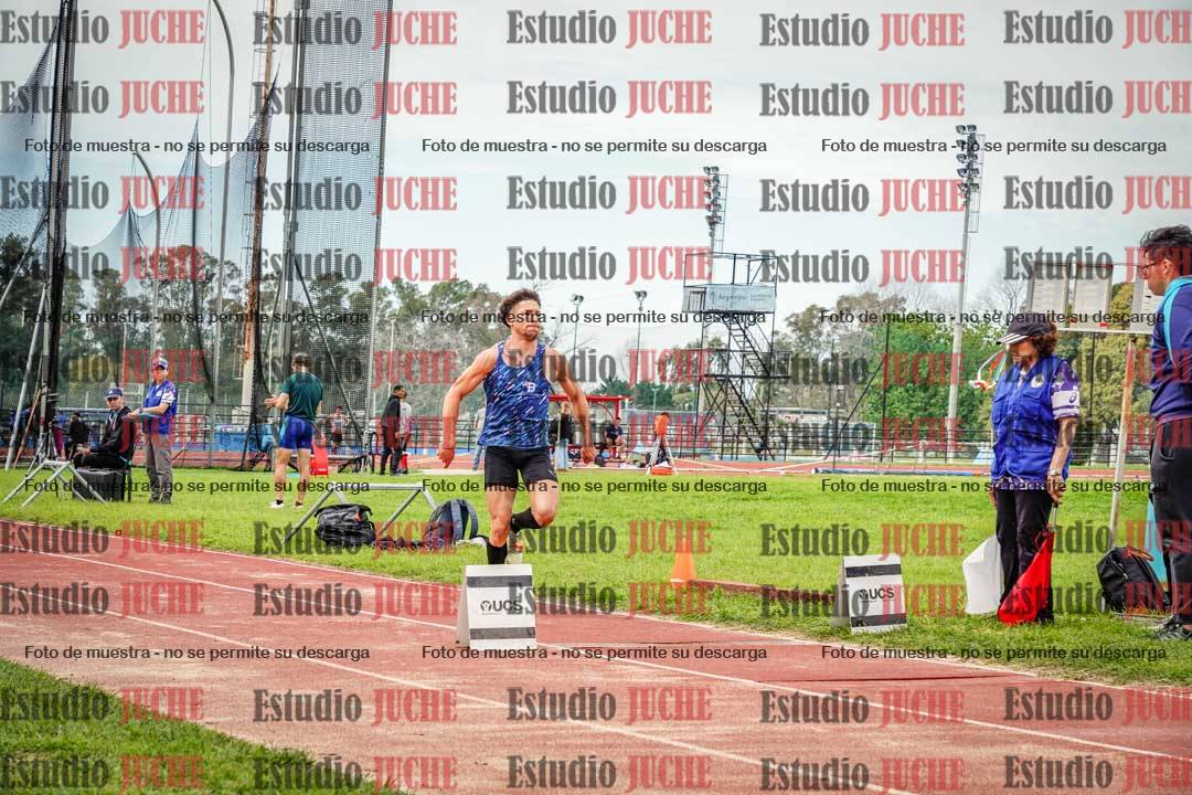 Fotos del salto triple de varones