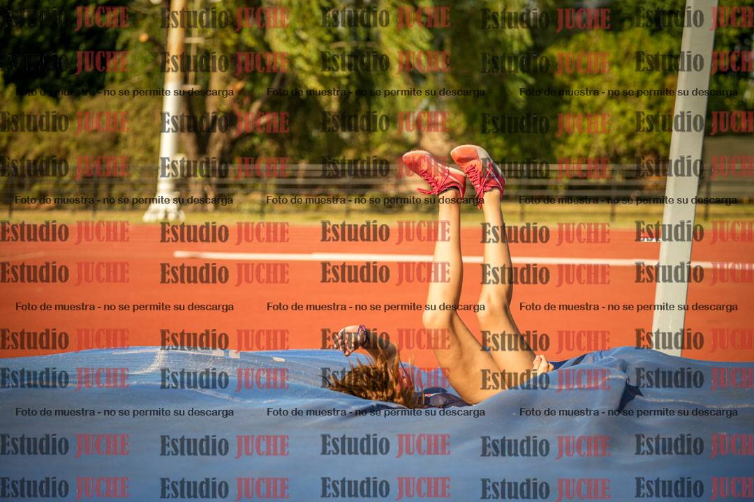 Fotos del salto en alto de mujeres - combinadas 2