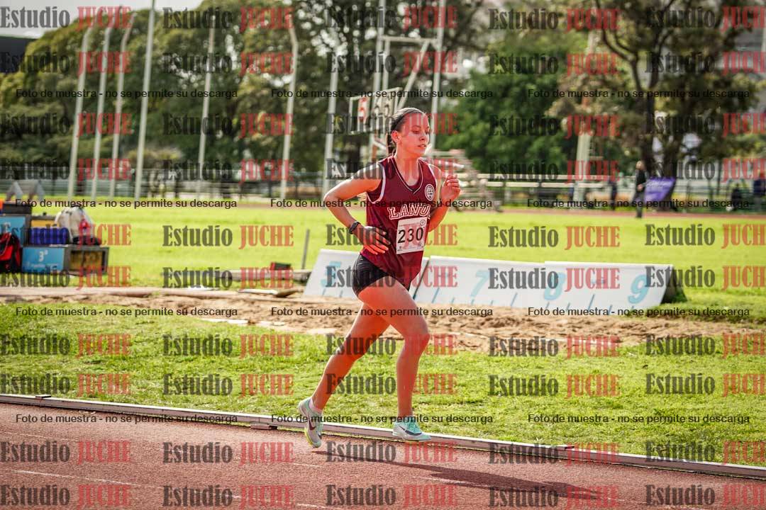 Fotos de los 1500 m con obstáculos de mujeres