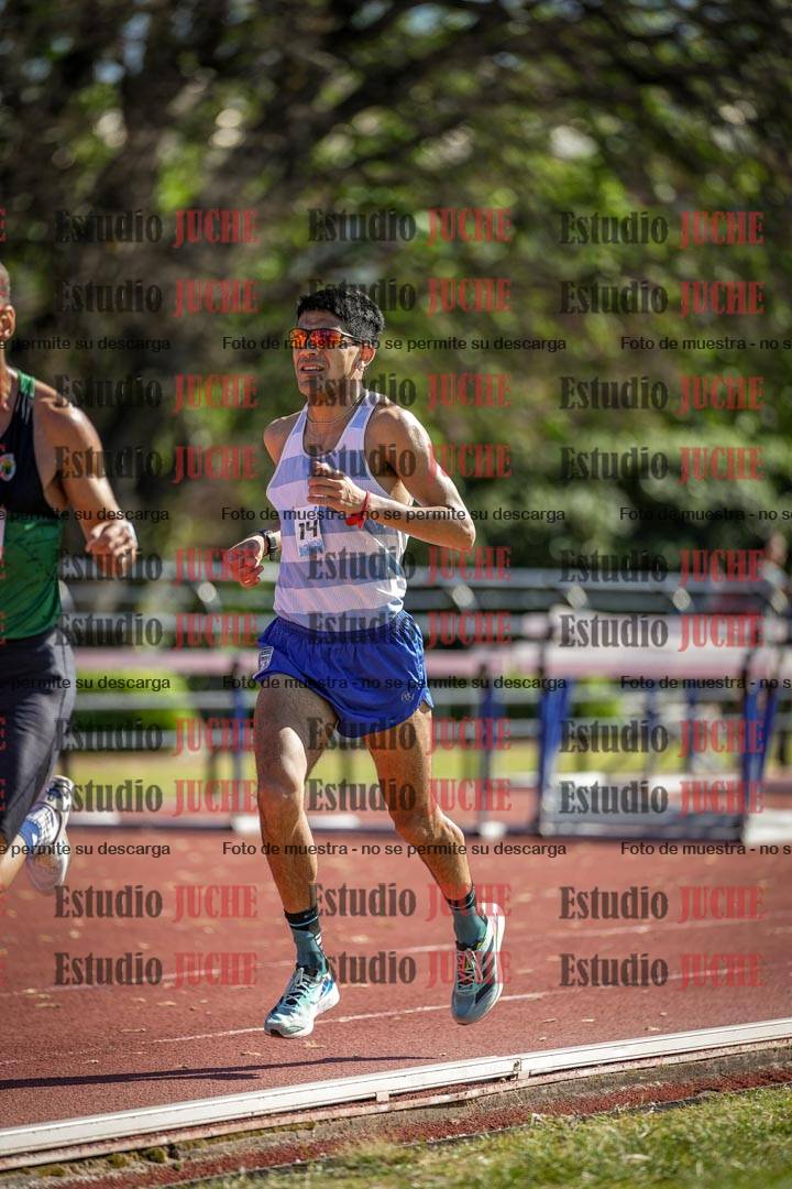 Fotos de los 10.000 m de varones - serie 1