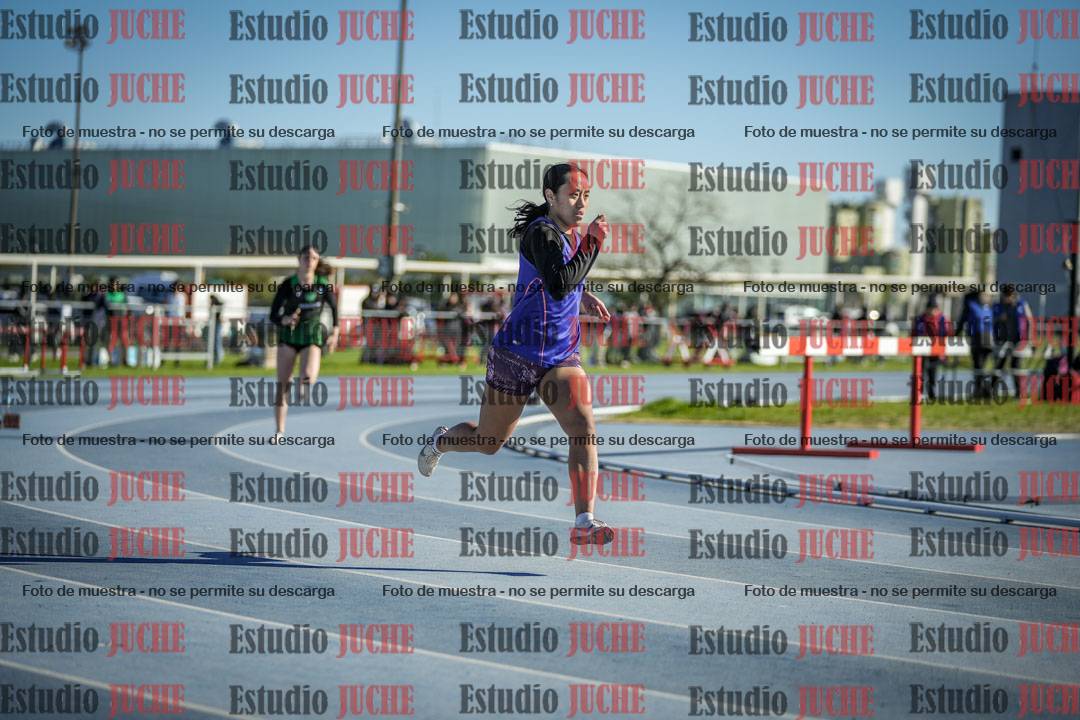 Fotos de los 400 m con vallas de mujeres