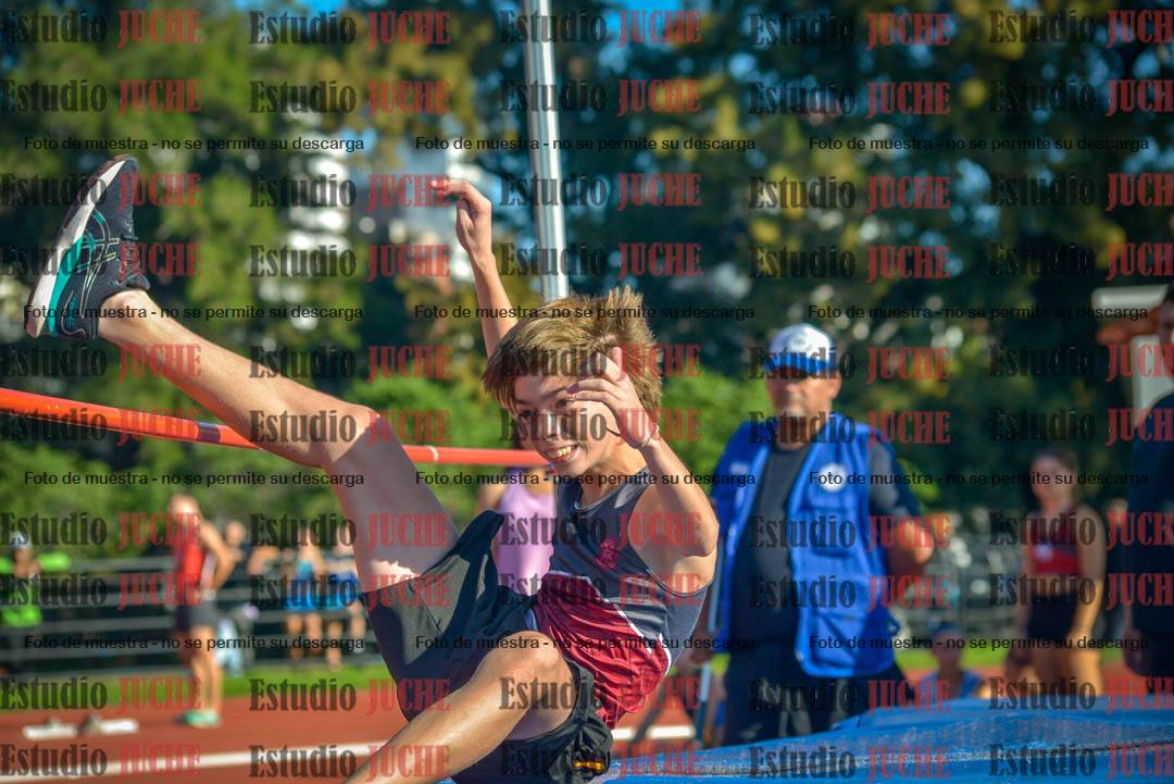 Fotos del salto en alto - grupo 1
