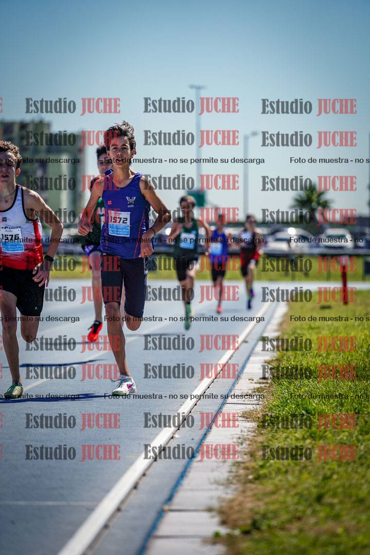 Fotos de los 600 m llanos de varones