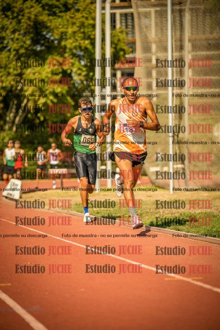 Fotos de los 3000 m llanos de varones