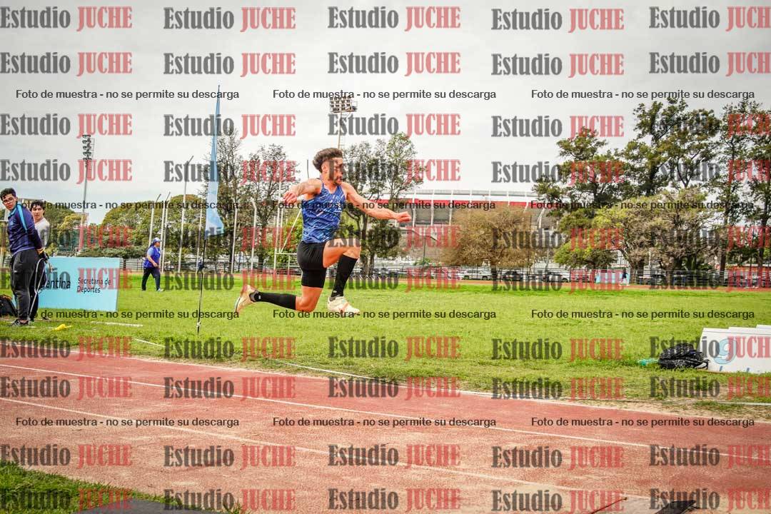 Fotos del salto triple de varones