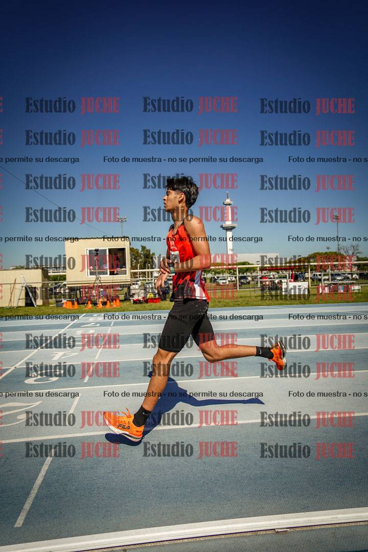 Fotos de los 5000 m de mujeres y varones - serie 1