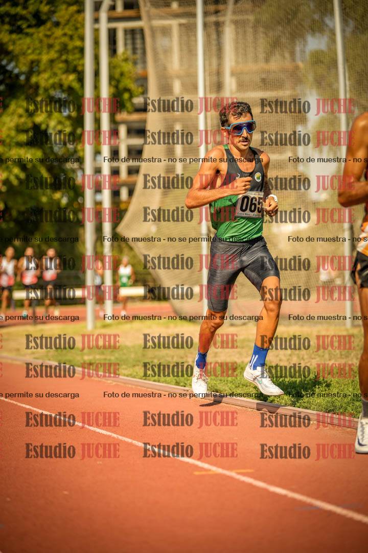 Fotos de los 3000 m llanos de varones